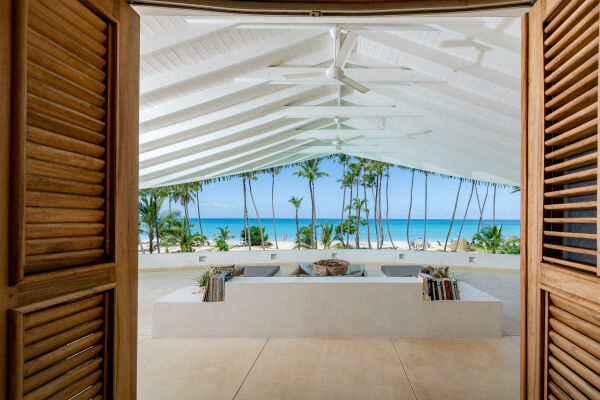 Imagen 4 de Casa grande, de pie sobre la arena, frente al mar en Caribe