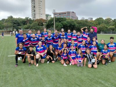 Imagem principal do artigo Um domingo inesquecível de rugby no CERET em pleno feriado.