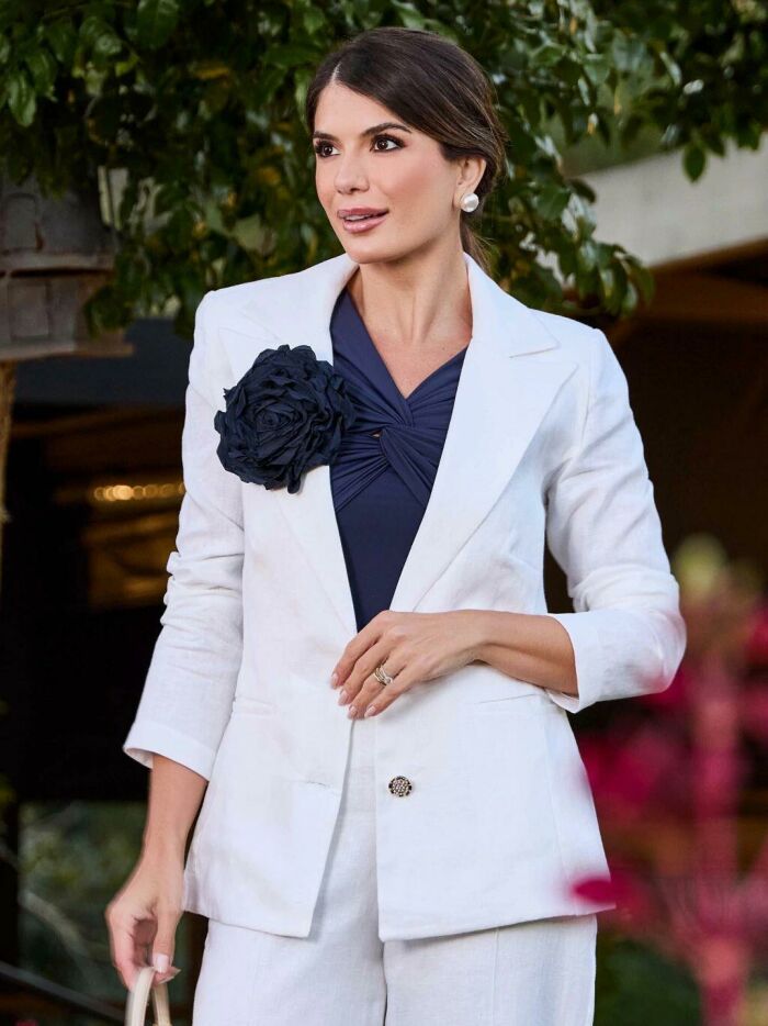 Imagem de Blazer Linho Puro Branco Luzia Fazozlli