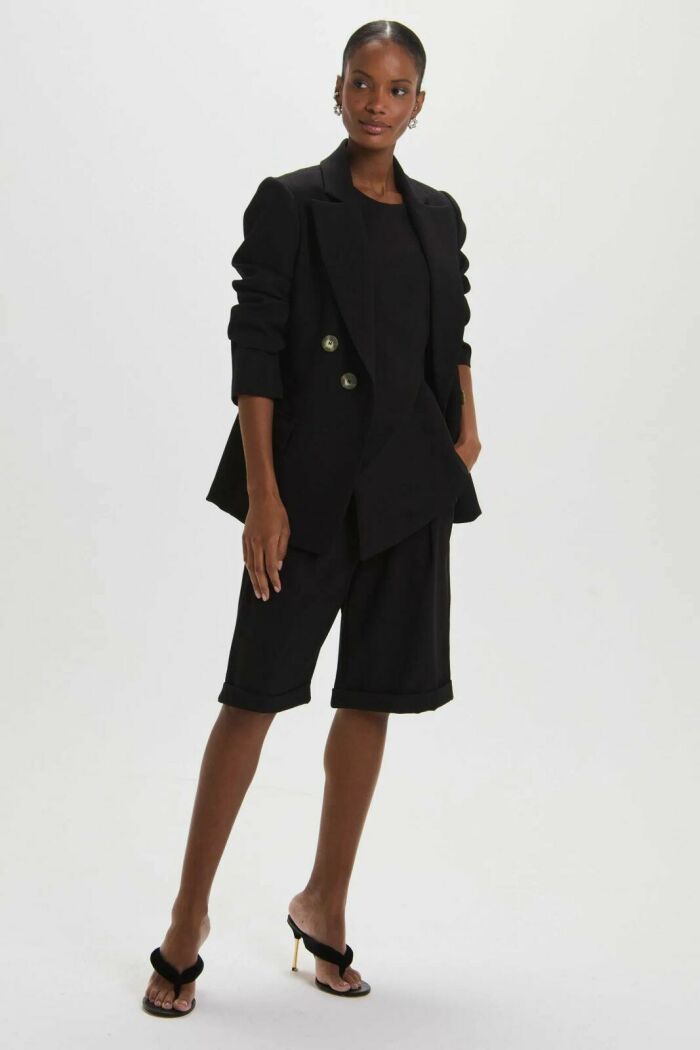 Imagem de Blazer Ursula Preto Le Blog