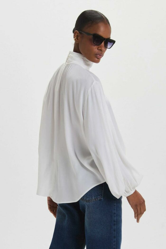 Imagem de Blusa Andy Off White Le Blog