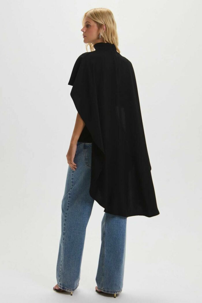 Imagem de Blusa Jade Preta Le Blog