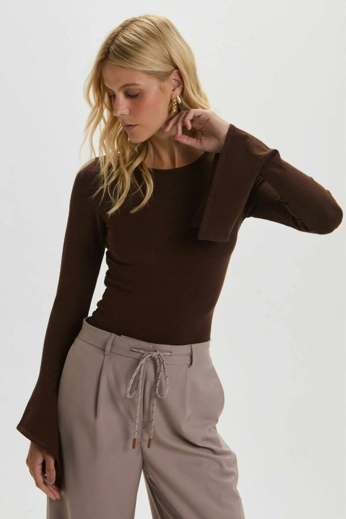 Imagem de Blusa Liah Marrom Le Blog