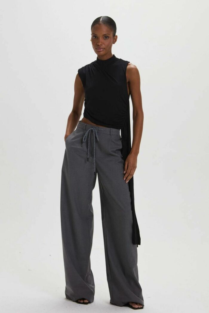 Imagem de Blusa Manuela Preta Le Blog