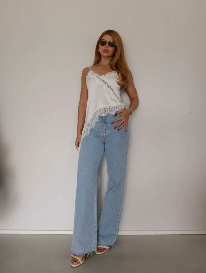 Imagem de Blusa Sara Off White Cloude