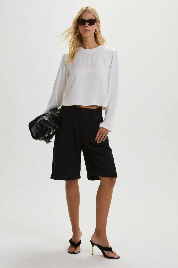 Imagem de Blusa Viviane Off White Le Blog
