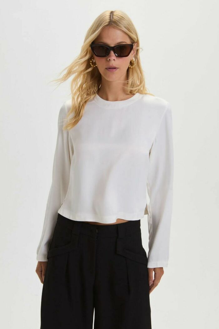 Imagem de Blusa Viviane Off White Le Blog