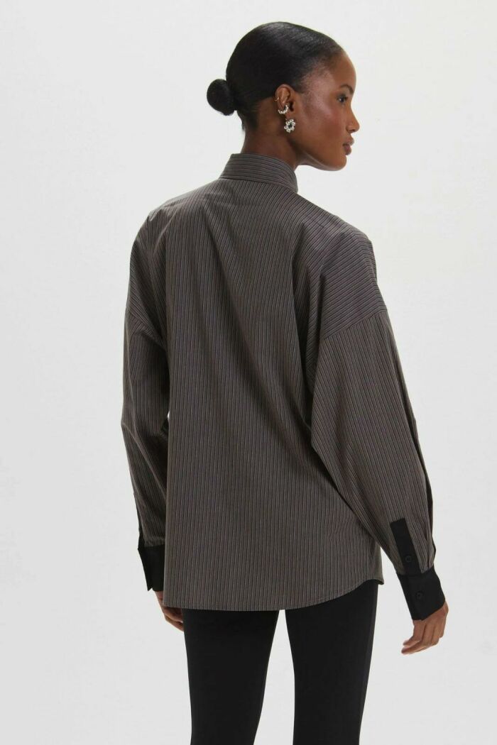 Imagem de Camisa Lorena Greige Striped Le Blog