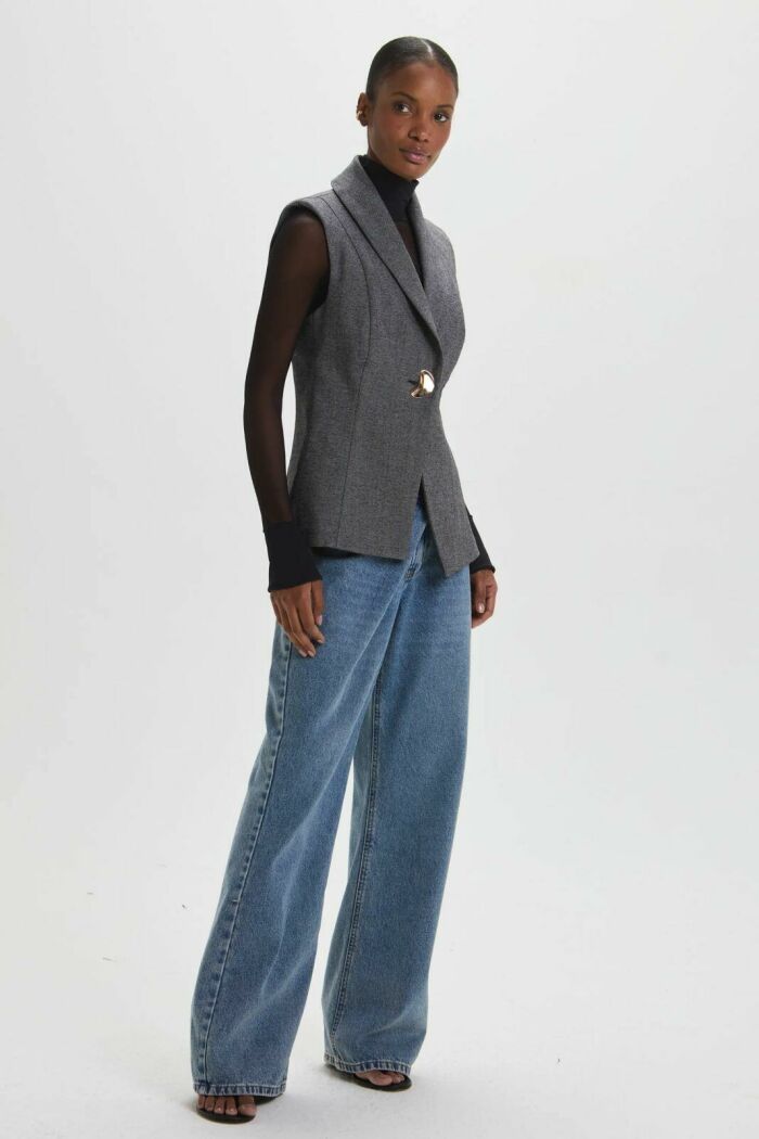 Imagem de Colete Mônica Fishbone Denim Le Blog
