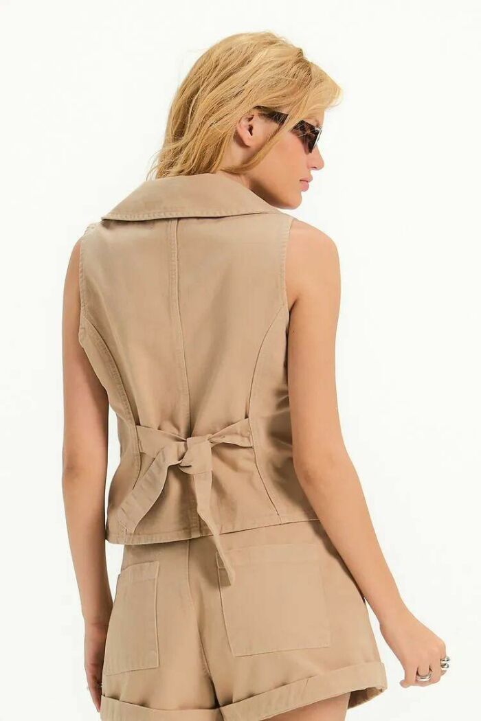 Imagem de Colete Tina Fendi Le Blog