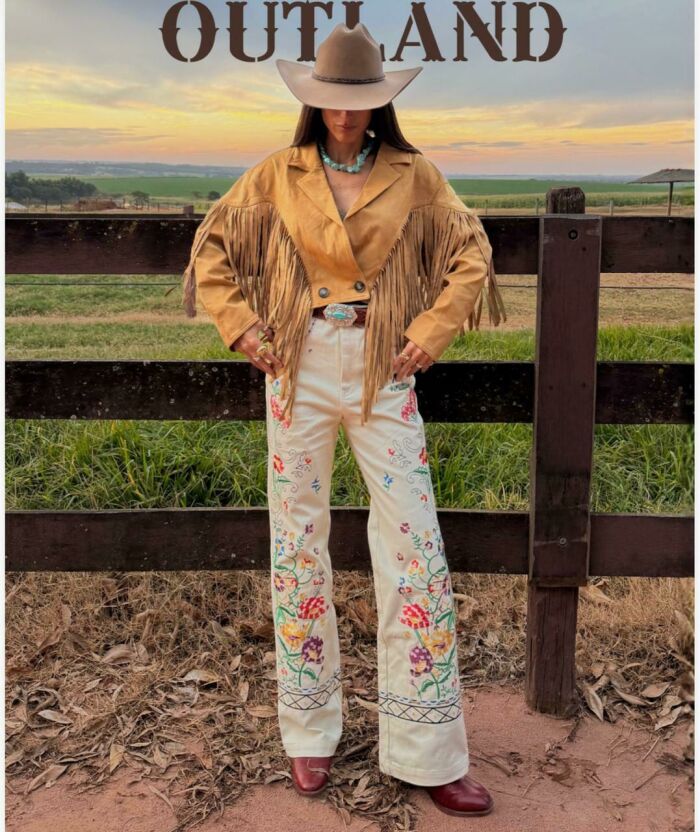 Imagem de Jaqueta Curta Com Franjas Caramelo Mais Um Fashion