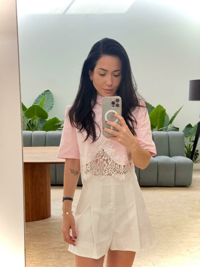 Imagem de Tee Rita Rosa Cloude