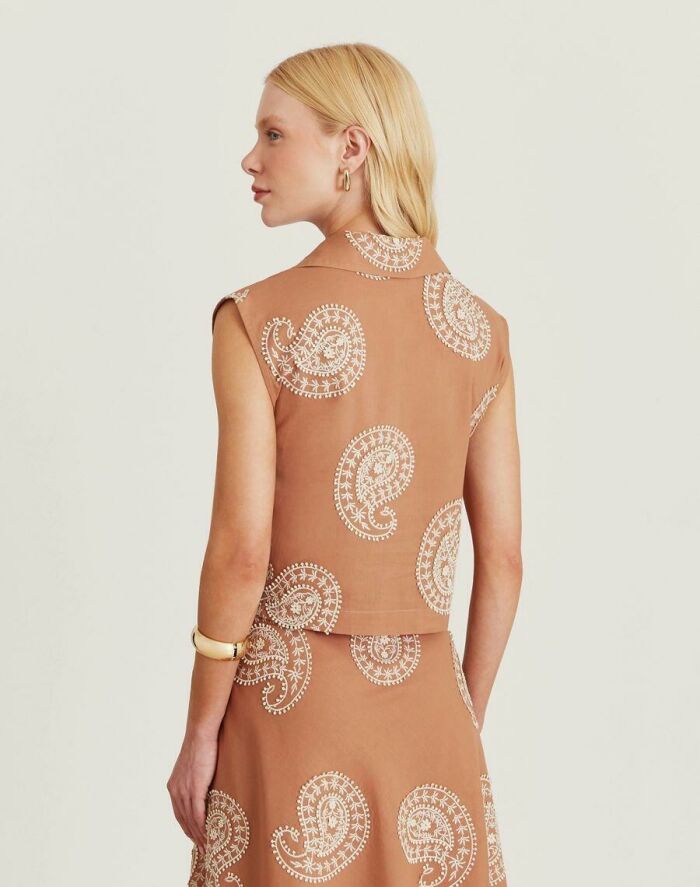 Imagem de Top Camiily Marrom Amissima