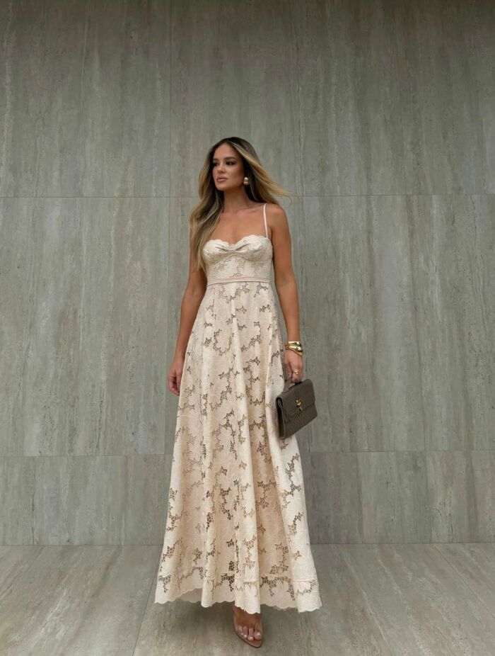 Imagem de Vestido Ariela Areia Cloude