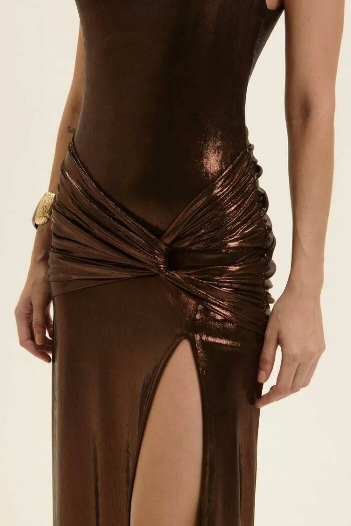 Imagem de Vestido Dominique Marrom Brilho Le Blog