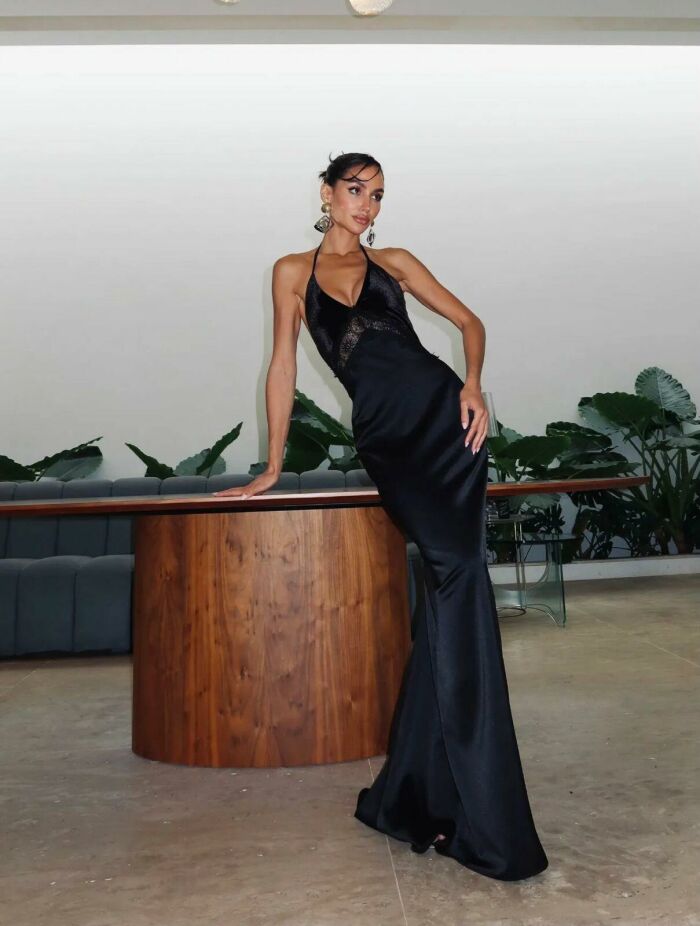 Imagem de Vestido Katarina Preto Cloude