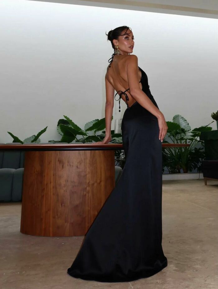 Imagem de Vestido Katarina Preto Cloude