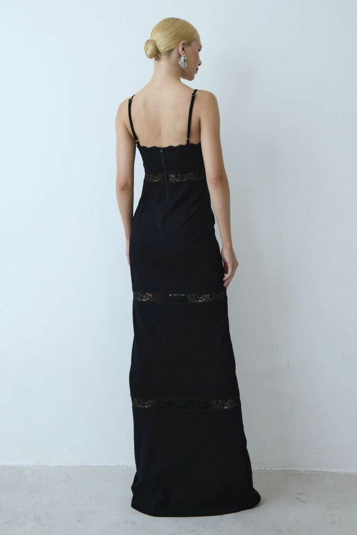 Imagem de Vestido longo Com Renda Decote e Entremeio Preto Zen