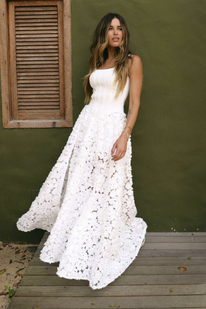 Imagem de Vestido Mídi Estruturado Em Tule Com Fenda Off White Zen