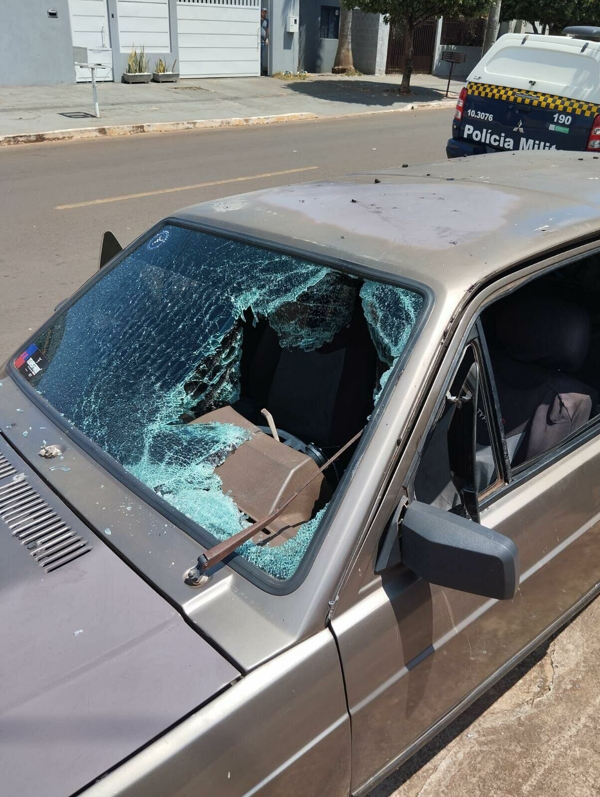 Imagem de compartilhamento para o artigo Costa Rica: condutor de VW/Parati atropela ciclista que fica com ferimentos na cabeça e no braço da MS Todo dia