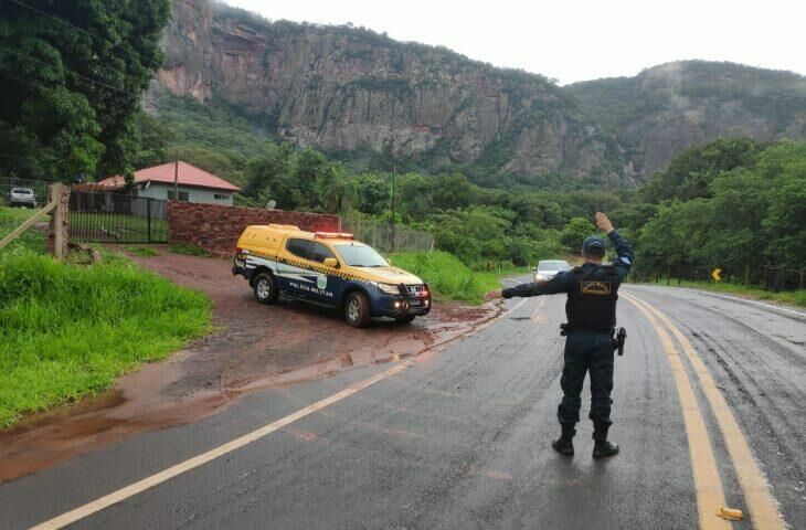 Imagem de compartilhamento para o artigo Polícia Militar Rodoviária de Mato Grosso do Sul reforça fiscalização nas estradas para a Operação Finados 2023 da MS Todo dia