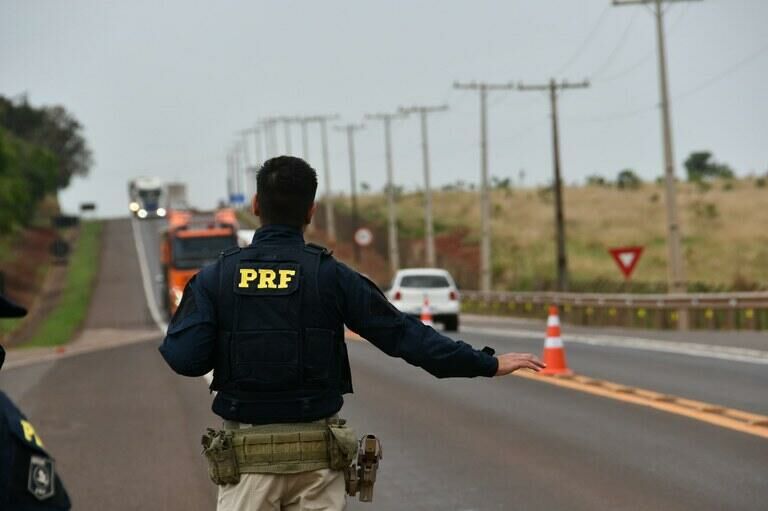 Imagem de compartilhamento para o artigo Quatro pessoas morreram e houve aumento no número de acidentes e motoristas dirigindo alcoolizados; aponta balanço da PRF da MS Todo dia