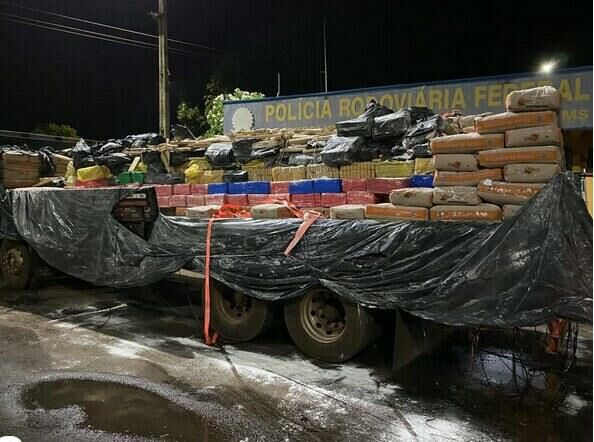 Imagem de compartilhamento para o artigo Polícia Rodoviária Federal apreende mais de 9 toneladas de maconha e traficante é preso em Paranaíba da MS Todo dia