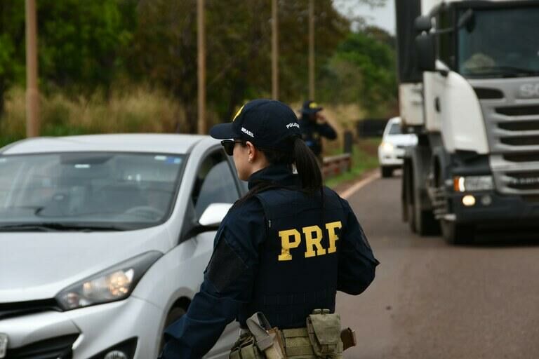 Imagem de compartilhamento para o artigo PRF inicia Operação Nossa Senhora Aparecida 2023 no Mato Grosso do Sul nesta quarta-feira da MS Todo dia