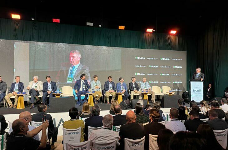 Imagem de compartilhamento para o artigo Riedel destaca força do setor sucroenergético e papel estratégico de MS no Cana Summit da MS Todo dia