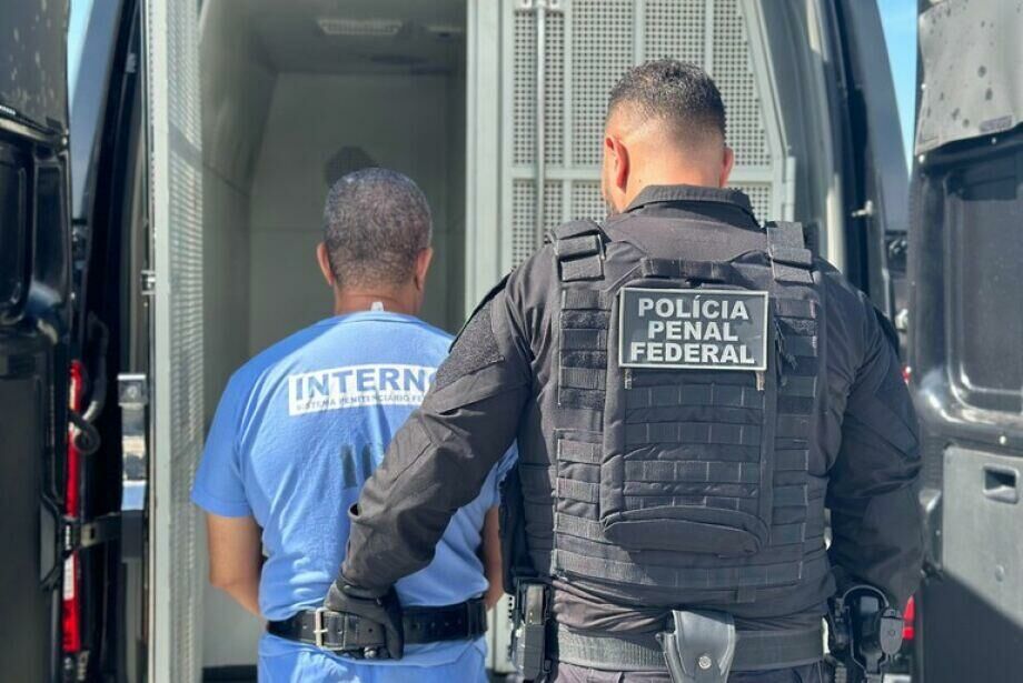 Imagem de compartilhamento para o artigo Após quatro anos, Fernandinho Beira-Mar é transferido de Campo Grande da MS Todo dia