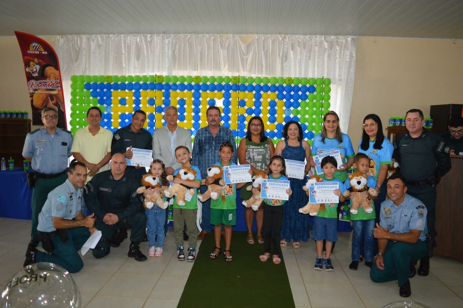 Imagem de compartilhamento para o artigo PM celebra formatura de 260 crianças no programa Proerd Kids em Sonora da MS Todo dia