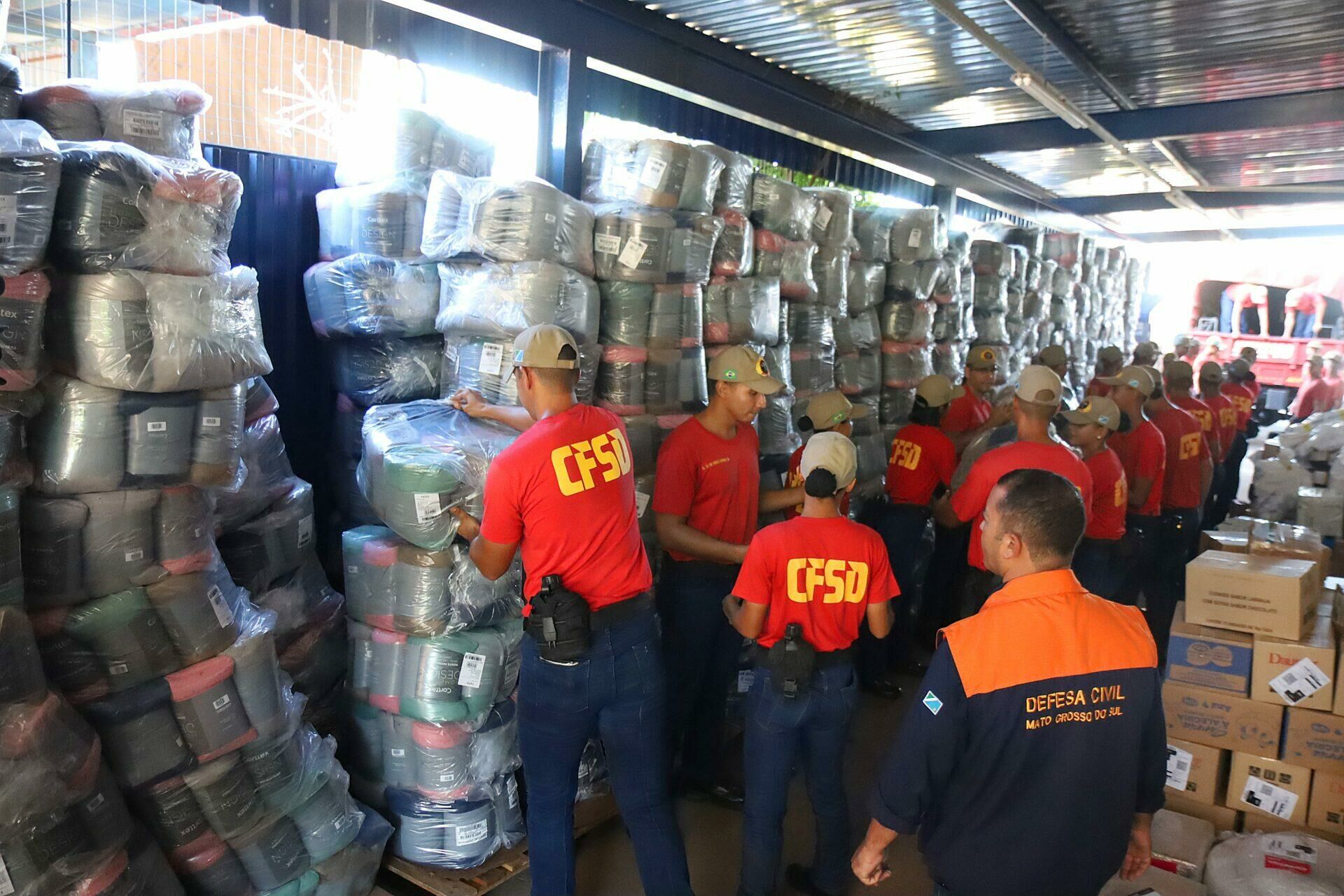 Imagem de compartilhamento para o artigo MS inicia o envio de 15 mil cobertores doados para o Rio Grande do Sul da MS Todo dia