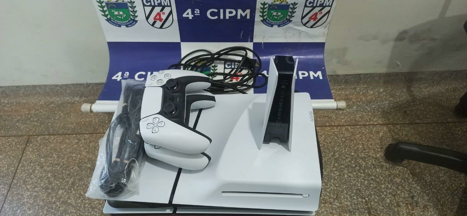 Imagem de compartilhamento para o artigo Rapaz de 21 anos é flagrado com videogame furtado em Chapadão do Sul da MS Todo dia