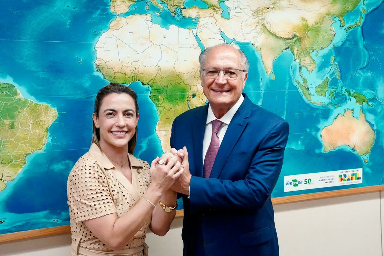 Imagem de compartilhamento para o artigo Senadora Soraya assume comando do PSB em MS e mira eleições de 2026 da MS Todo dia