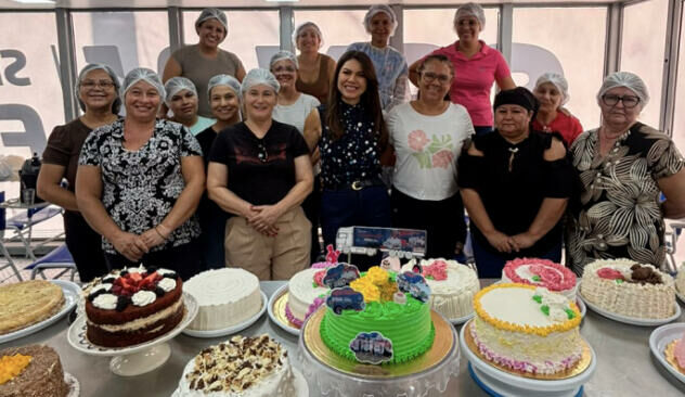 Imagem de compartilhamento para o artigo Curso de confeitaria forma 16 mulheres e abre caminho para renda em Costa Rica da MS Todo dia
