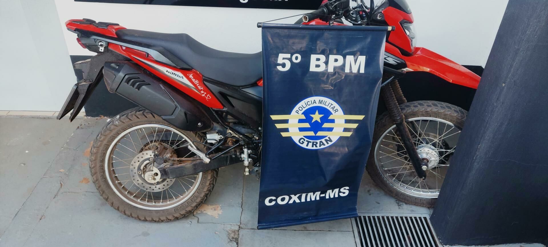 Imagem de compartilhamento para o artigo Carro furtado é recuperado e suspeito é preso após buscas da PM em Coxim da MS Todo dia