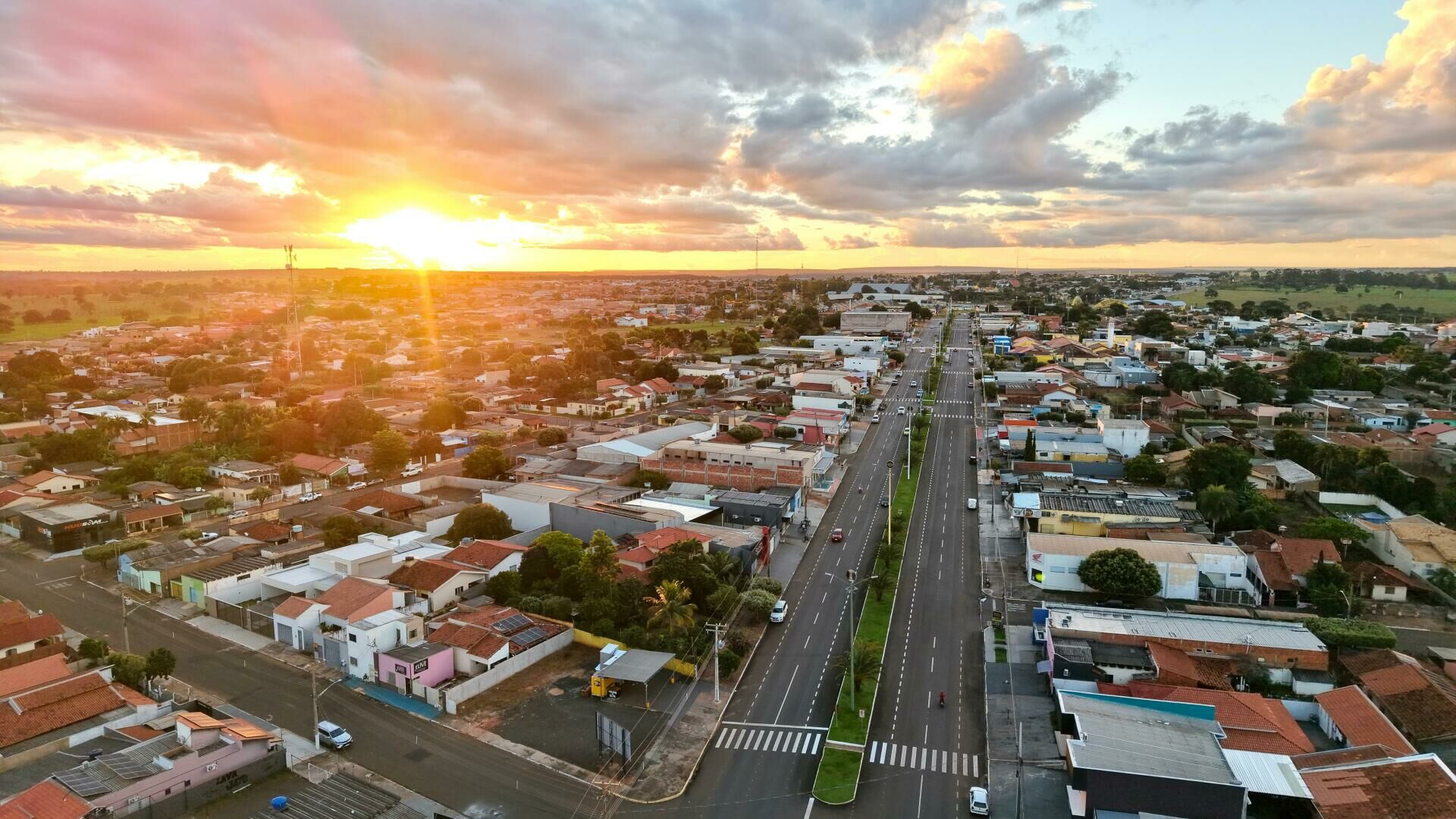 Imagem de compartilhamento para o artigo Alerta de calor acende sinal em Costa Rica a partir de quarta-feira da MS Todo dia