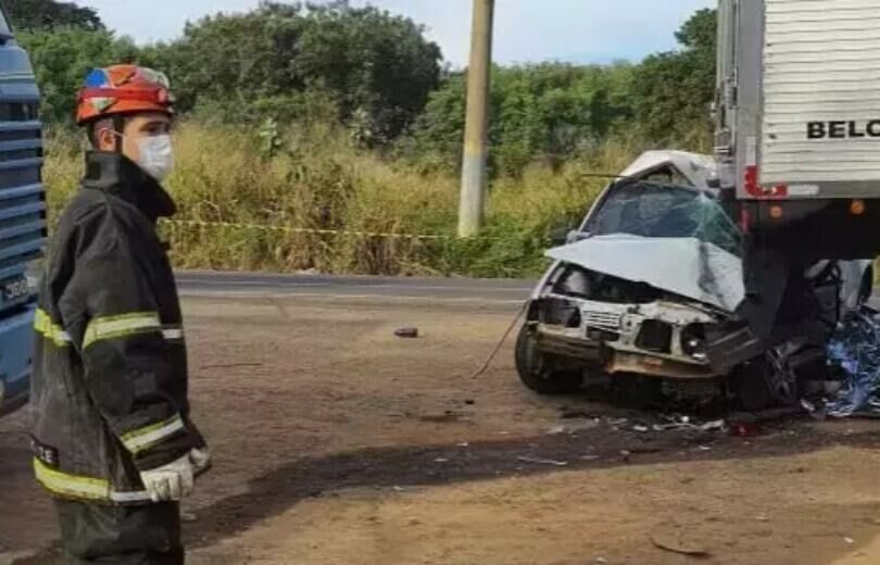 Imagem de compartilhamento para o artigo Idoso de 67 anos morre ao atingir traseira de caminhão, em Aparecida do Taboado da MS Todo dia