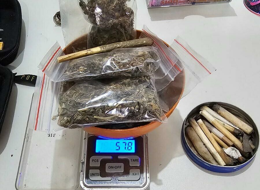 Imagem de compartilhamento para o artigo Homem é preso por tráfico e corrupção de menores em praça frequentada por estudantes em Paranaíba da MS Todo dia