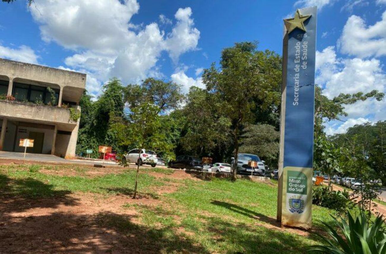 Ilustração da notícia Governo de MS abre processo seletivo com 15 vagas na área da saúde e salários de até R$ 5,4 mil da MS Todo dia