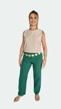 Imagem adicional 0 do item Regata Bege Feminina de Viscose com Alça Grossa, Decote Canoa e Recorte Transpassado nas Costas – Conforto, Estilo e Leveza