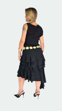 Imagem adicional 3 do item Blusa Assimétrica Bia Boho Chic com Alça e Manga - Elegância e Estilo em Cada Detalhe