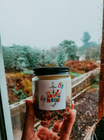 Imagem do produto Vela Happy Birthday com frase surpresa 180g
