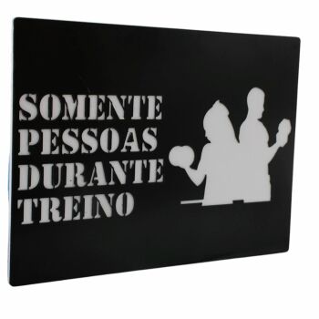 Imagem de Placa de Identificação - Somente Pessoas Durante o Treino