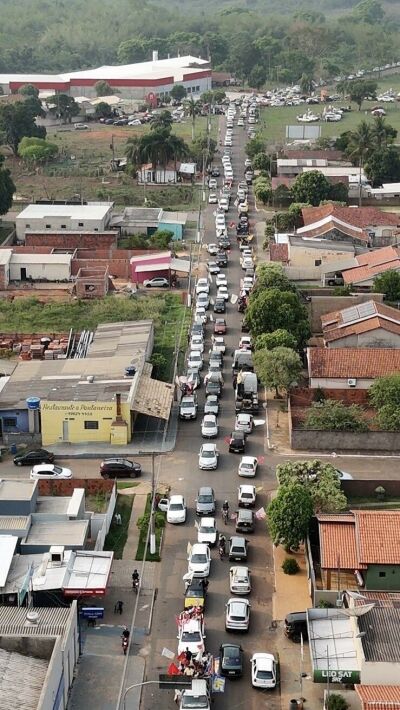 Imagem da notícia Maior carreata da história marca reta final das eleições em Nioaque com Dr. Juliano à frente nas pesquisas