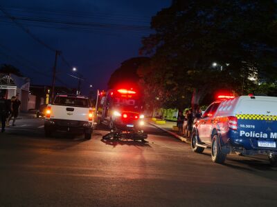 Imagem da notícia S10 avança sinal de pare e causa acidente com motociclista na Avenida José Ferreira da Costa