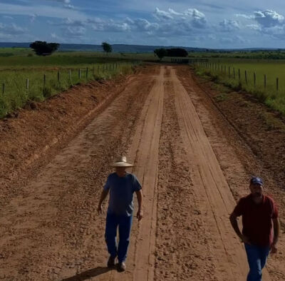 Imagem da notícia Alcinópolis mantém serviços de patrolamento em estradas rurais nas regiões do Zarim e Dona Vera