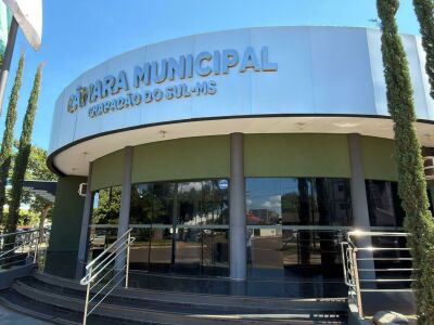 Imagem da notícia Sessão da Câmara de Chapadão do Sul tem pauta com rotatória, terapia lúdica para autistas e casa de apoio