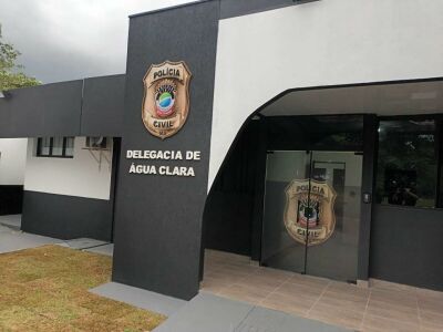 Imagem da notícia Foragidos por estupro são presos pela Polícia Civil em Água Clara