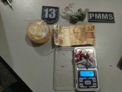 Imagem da notícia Homem é preso por tráfico de drogas durante patrulhamento em Paranaíba